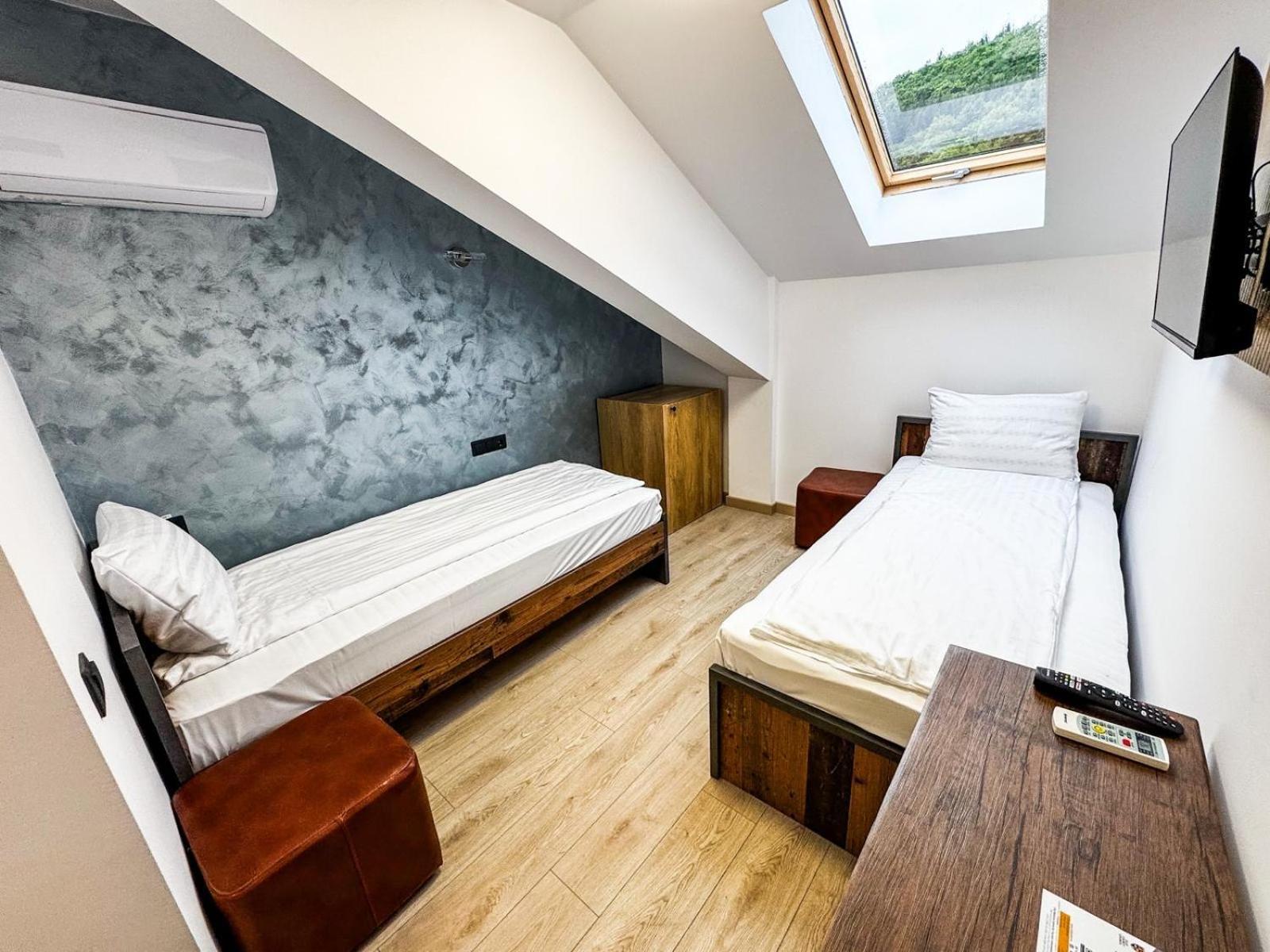 Motel Dalia Gilău エクステリア 写真