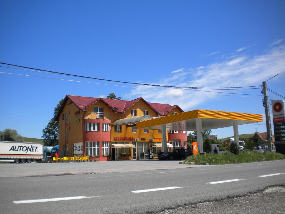 Motel Dalia Gilău エクステリア 写真