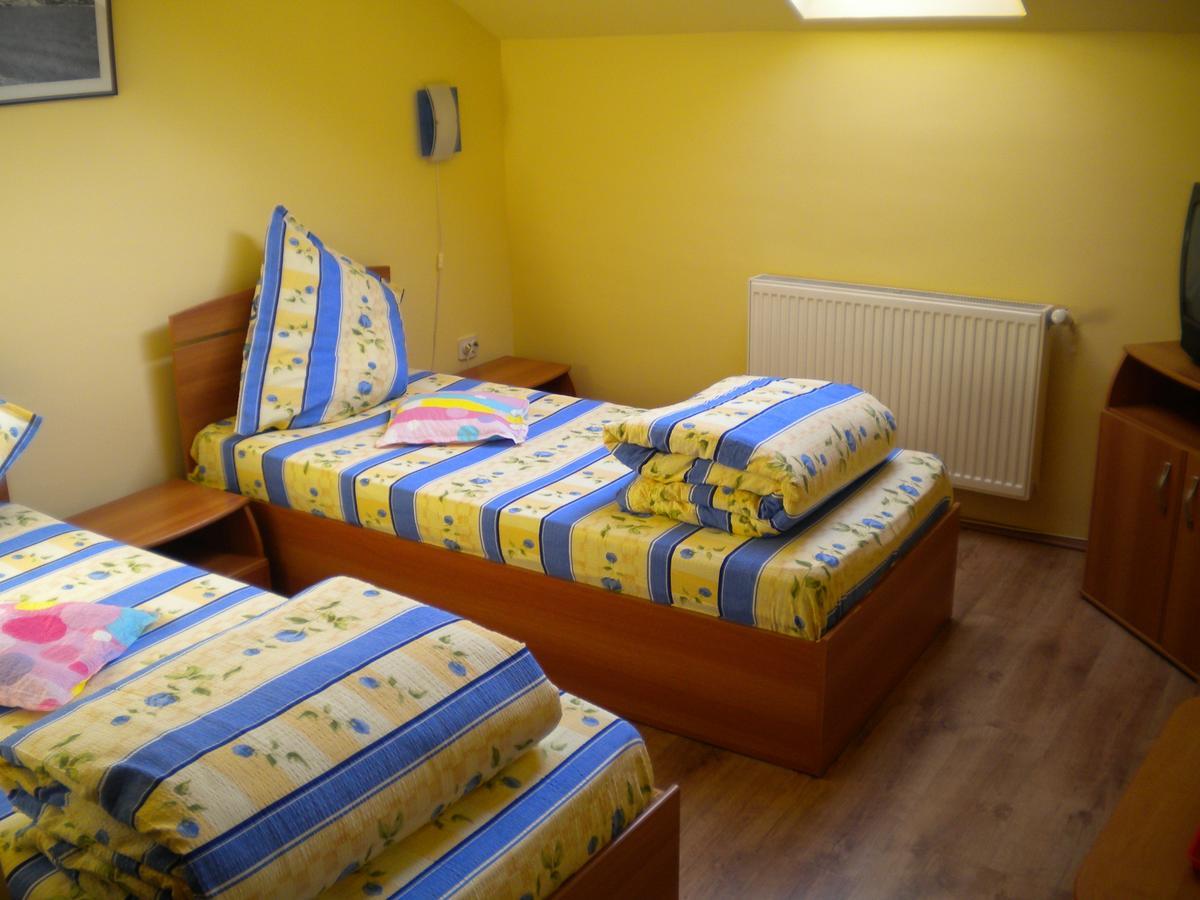 Motel Dalia Gilău エクステリア 写真